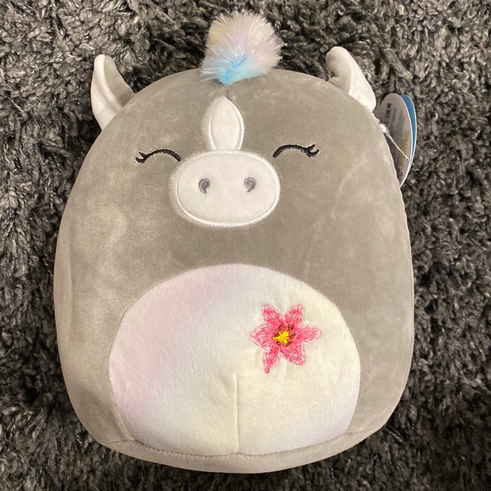 Squishmallows Lily Kentucky Derby Horse 8” NWT - Picture 1 of 4